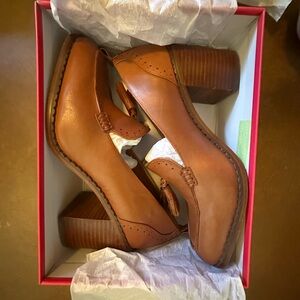 Vince Camuto Caina Women's Tan Leather Heeled Shoes